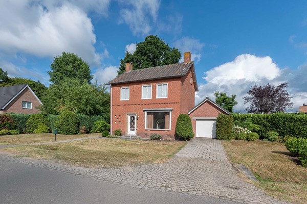 Te koop: Bovenstraat 76, 4741 TP Hoeven